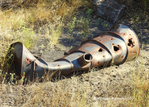 Old busted equipment  looks like a boiler to me