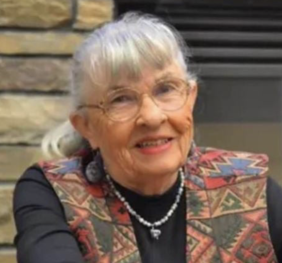 Carol McNew,1933-2021