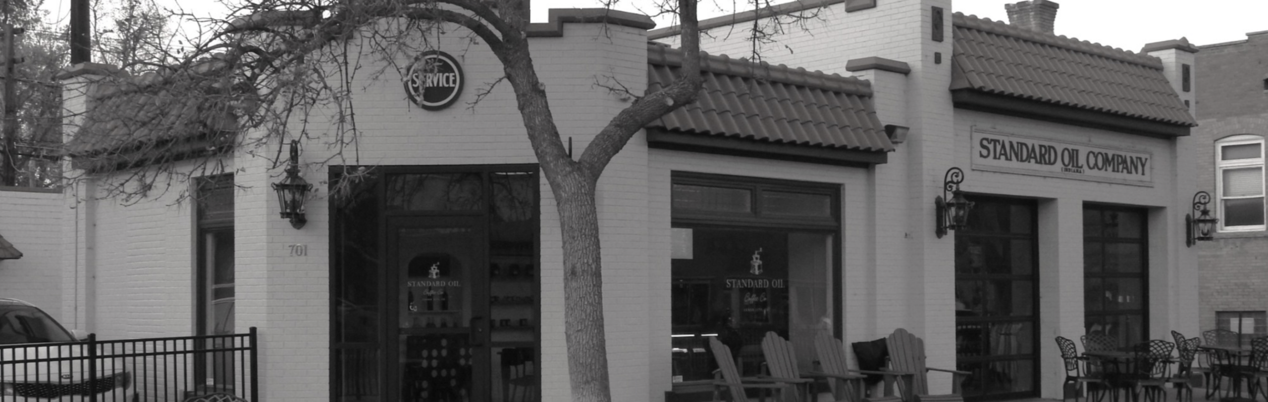 Cañon City: Standard Oil Service Station